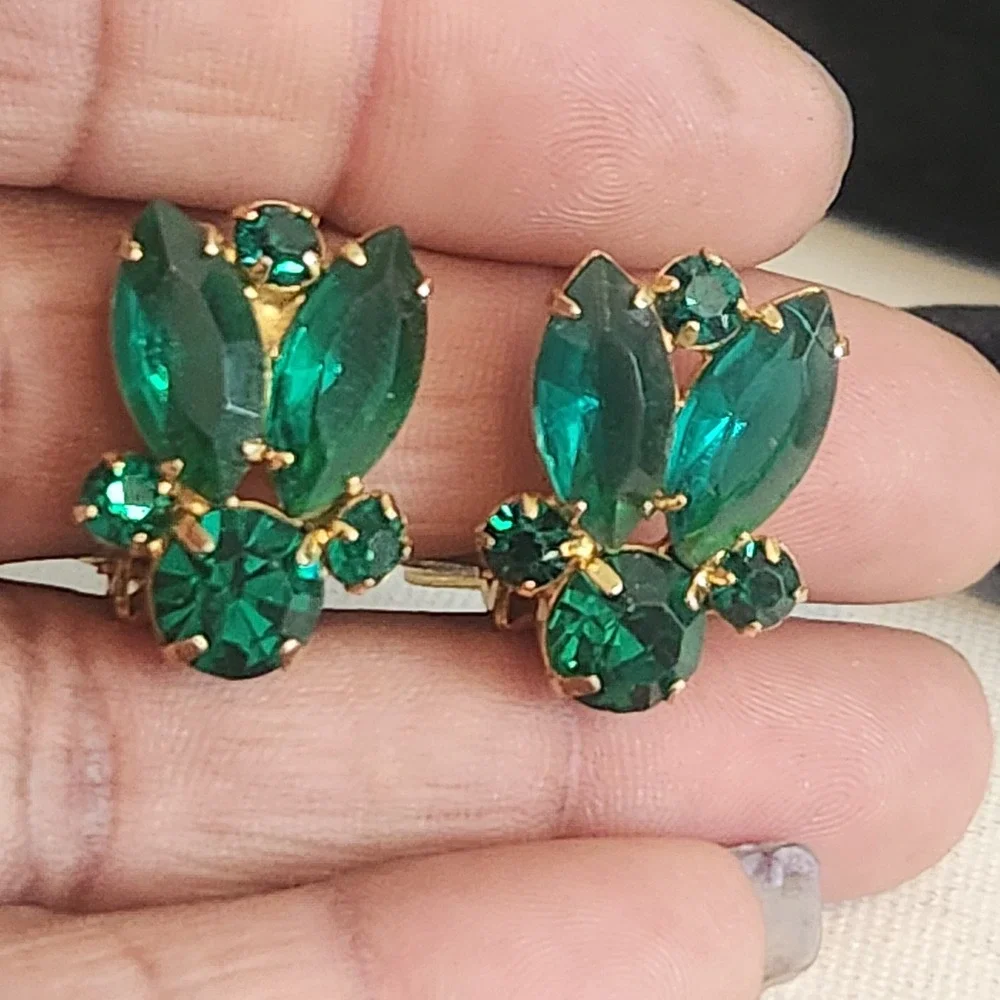 N/A vintage clip
